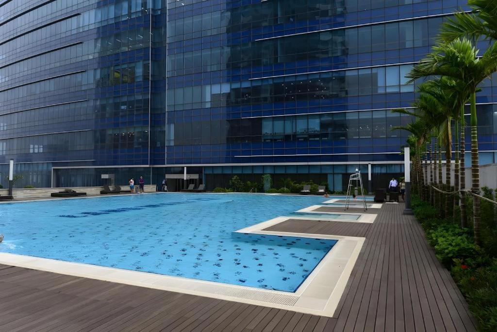 Hotel Calidas Landmark72 Royal 5*
